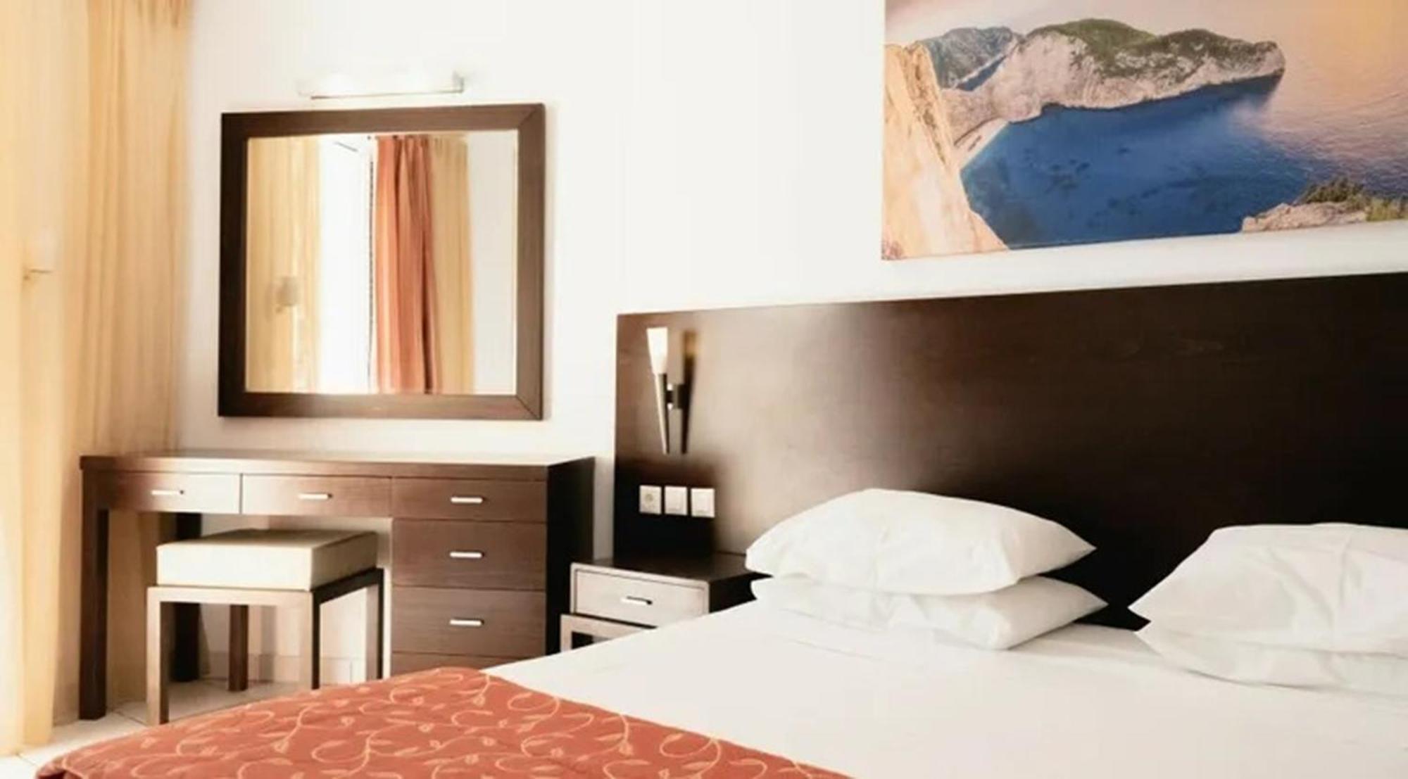 Diana Palace Hotel Argassi Habitación foto