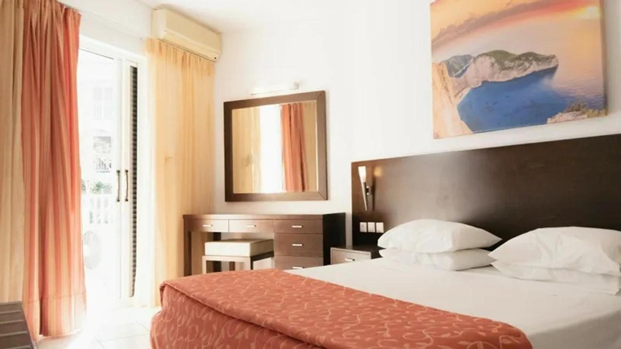 Diana Palace Hotel Argassi Habitación foto